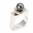 Hemse Ismail, ring Sheer beauty