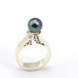 Hemse Ismail, ring